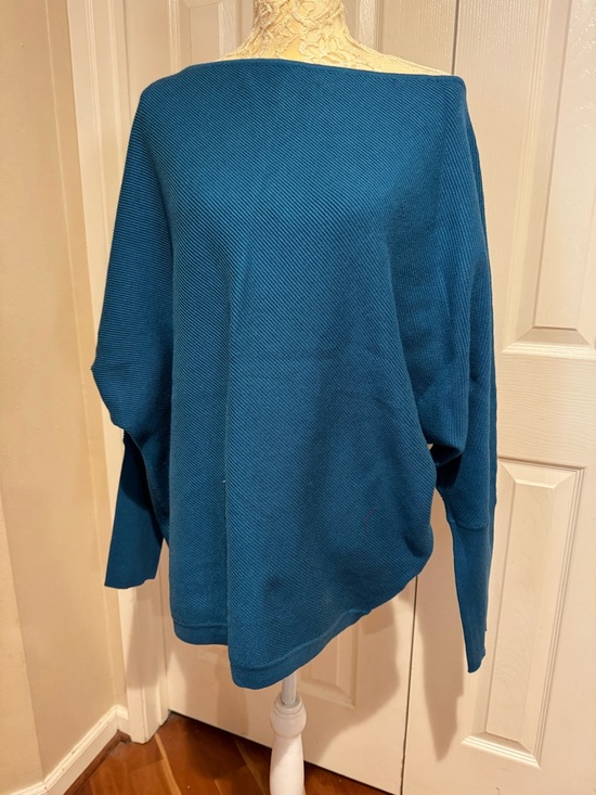 Sweaters - Blue Women's Boatneck Lightweight Sweater